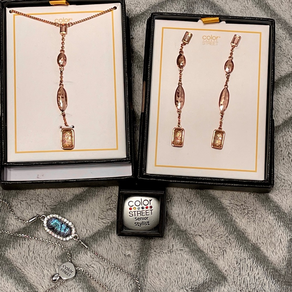 New Colorstreet jewelry
